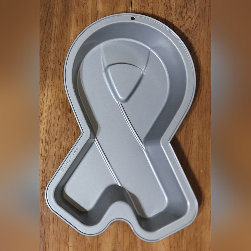 Cancer Awareness Ribbon Cake Pan